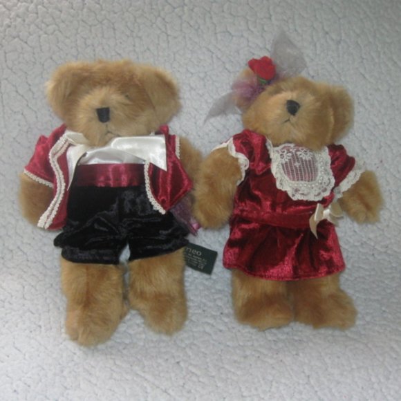 Russ Berrie Other - Russ Berrie Romeo and Juliet Teddy Bears